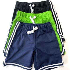 BOYS LOT OF CATER’S MESH SHORTS X3